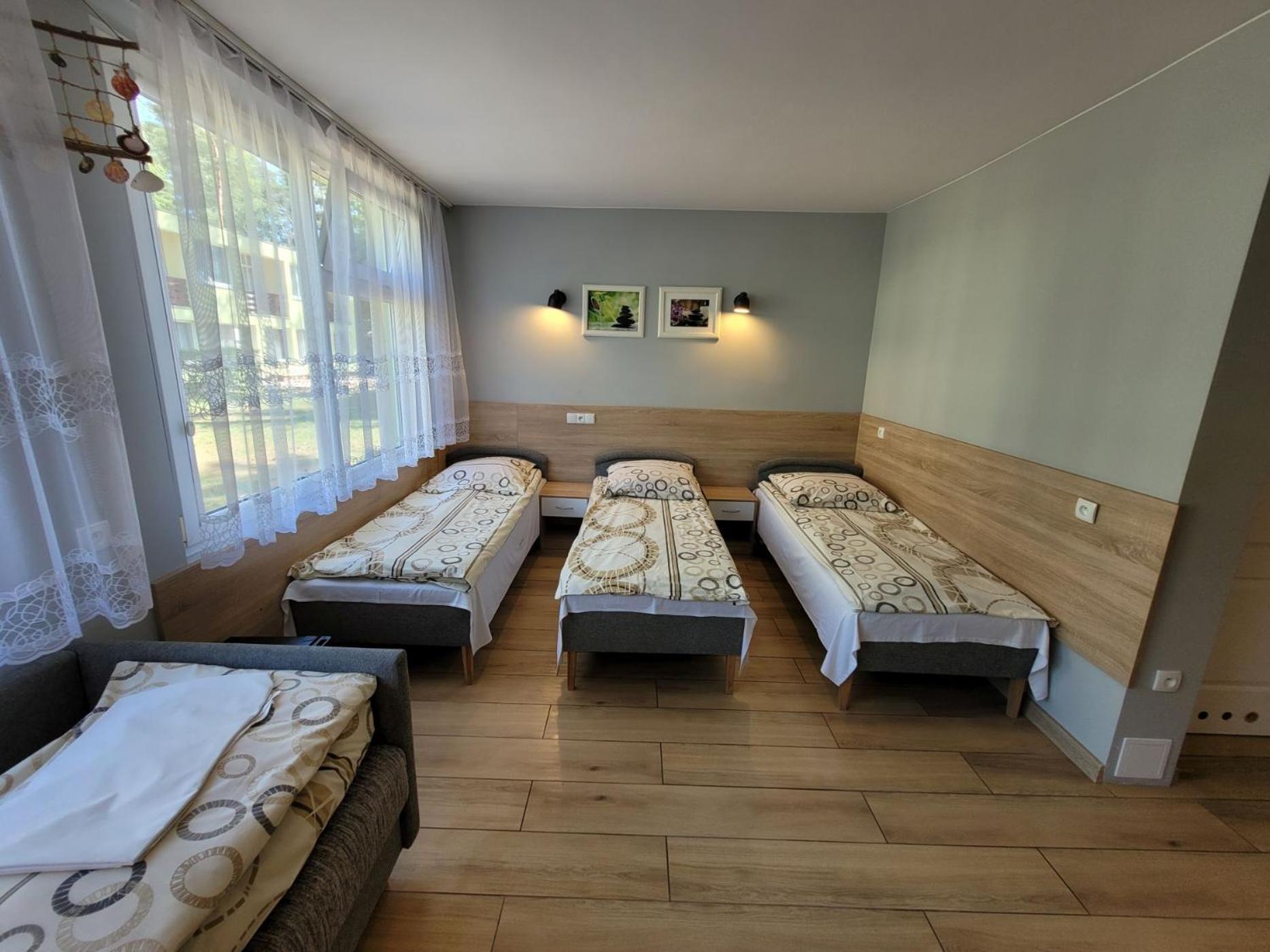 O.W. Krakus II - Domki I Pokoje Stegna  Room photo